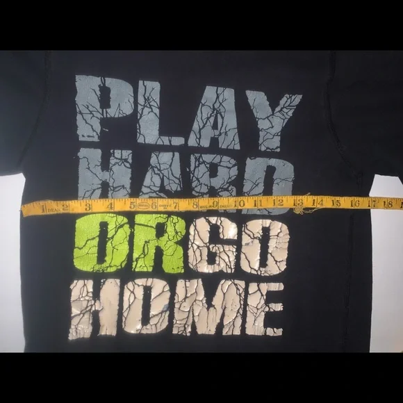 Play hard or go home graphic T-shirt XERSION brand sz s-m distressed quick-dry - Picture 2 of 5